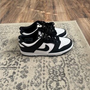 Nike Panda Dunks